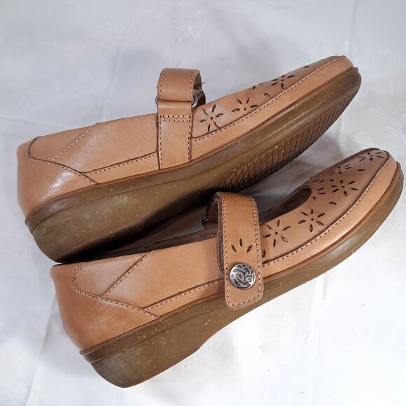 Clarks Shoes Womens sz 7 7M Everlay Bai Mary Jane Strap Comfort Wedge Brown tan - Picture 9 of 13